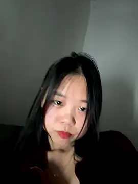 Kiee-lee online show from 11/24/25, 07:02