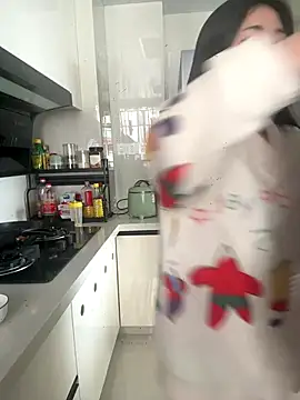 Momo168168 online show from 11/26/25, 04:13