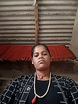 Snapshot of mamata_jo chatting on 12/22/25, 06:43 mamata jo online show from 12/22/25, 06:43