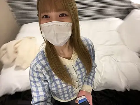 Snapshot of binyu_rua chatting on 12/16/25, 10:53 binyu rua online show from 12/16/25, 10:53