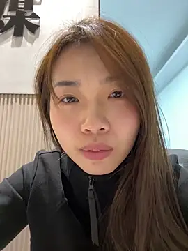 GYYoo online show from 11/21/25, 07:29