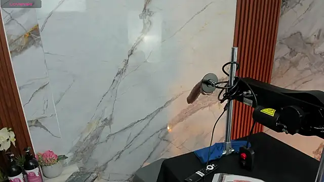 Snapshot of Latina_candy01 chatting on 02/14/26, 07:10 Latina candy01 online show from 02/14/26, 07:10