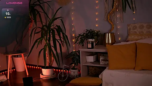 PureEllieX online show from 05/09/26, 03:12