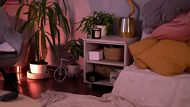 PureEllieX online show from 05/18/26, 03:13
