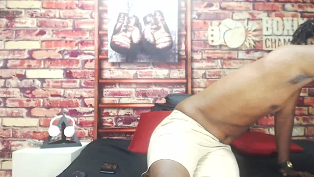 BlackAndAxel online show from 12/17/25, 10:49