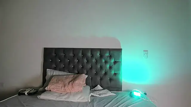 Snapshot of Teo_Vanegass chatting on 11/22/25, 01:54 Teo Vanegass online show from 11/22/25, 01:54