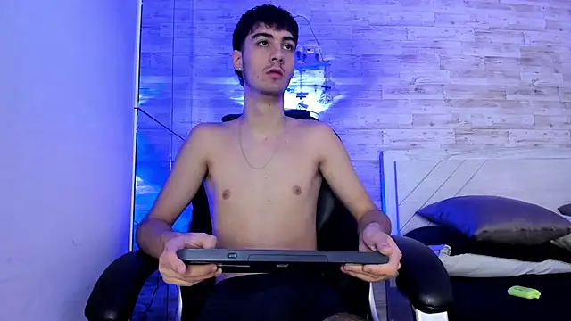 Emir Ozan  online show from 12/03/25, 11:08