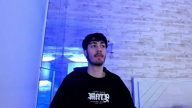 Emir Ozan  online show from 01/31/26, 07:34