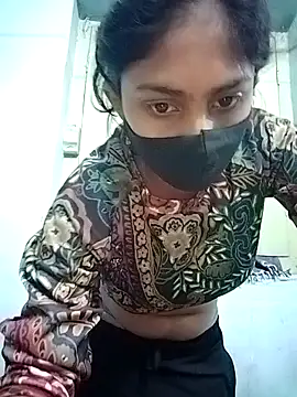 Snapshot of Miss_tinaaa chatting on 12/05/25, 10:46 Miss tinaaa online show from 12/05/25, 10:46