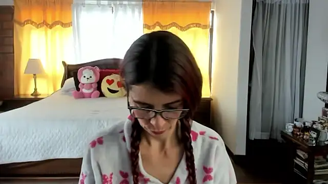 Charlotte-Willson online show from 03/06/26, 09:00