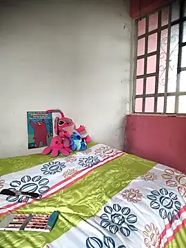 Snapshot of Venus2357 chatting on 11/25/25, 04:18 Venus2357 online show from 11/25/25, 04:18