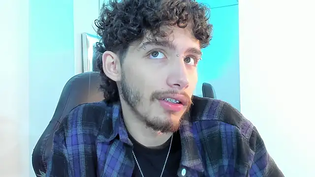 Snapshot of JojoBraando chatting on 11/29/25, 09:07 JojoBraando online show from 11/29/25, 09:07