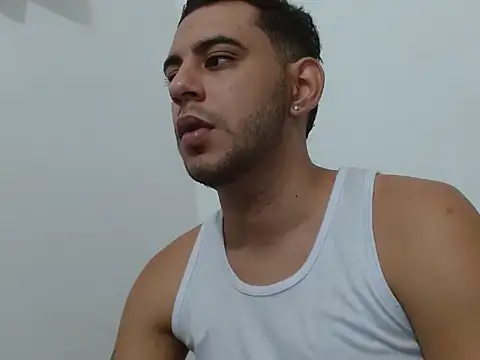 pinky 7 online show from 11/21/25, 03:44