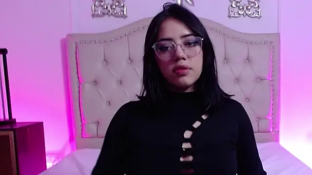 Snapshot of Lia_Lean chatting on 11/29/25, 11:24 Lia Lean online show from 11/29/25, 11:24