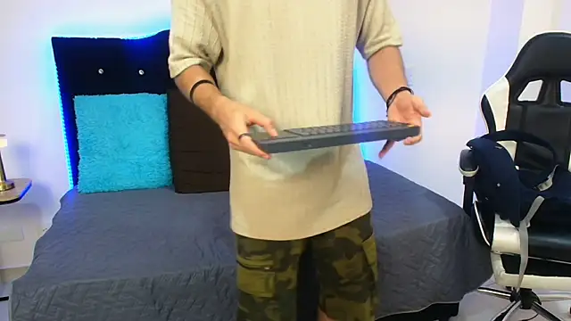 eren jeager online show from 01/15/26, 02:05