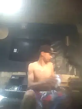 Snapshot of Gzinho69ik chatting on 11/29/25, 09:29 Gzinho69ik online show from 11/29/25, 09:29