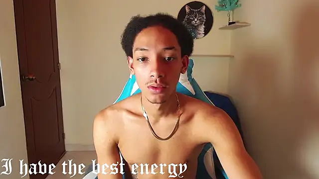 Snapshot of smith_66jr chatting on 12/18/25, 09:43 smith 66jr online show from 12/18/25, 09:43