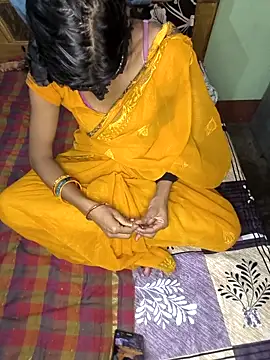 Snapshot of Laxmidevi000 chatting on 04/22/26, 04:08 Laxmidevi000 online show from 04/22/26, 04:08