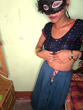 Snapshot of Laxmidevi000 chatting on 04/28/26, 05:40 Laxmidevi000 online show from 04/28/26, 05:40