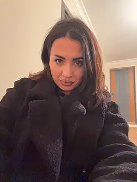     Eva     online show from 11/21/25, 03:00