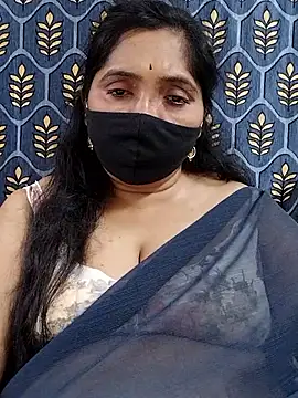 Soni-queen online show from 11/22/25, 07:13