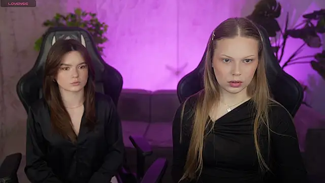 Charlotte Dreams online show from 04/13/26, 11:05