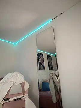 SamathaMay online show from 04/11/26, 01:15