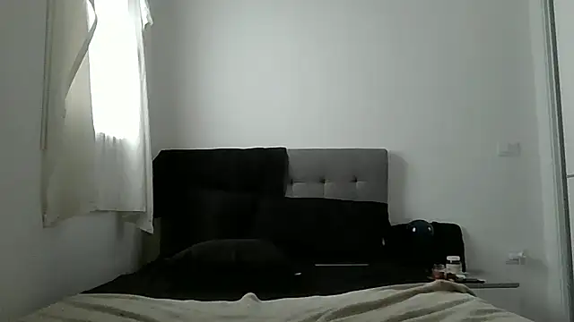 Snapshot of ledysex69 chatting on 02/04/26, 11:38 ledysex69 online show from 02/04/26, 11:38