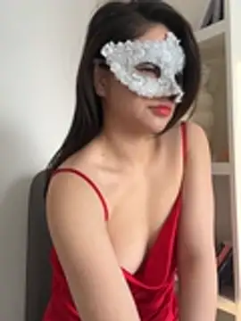 Snapshot of Queen-of-Love chatting on 01/13/26, 09:14 Queen-of-Love online show from 01/13/26, 09:14