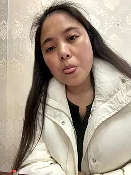 tianwei2567 online show from 12/21/25, 07:59