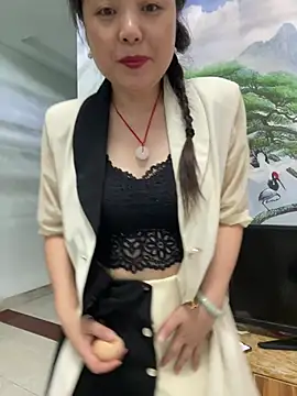 Snapshot of tianwei2567 chatting on 05/27/26, 02:19 tianwei2567 online show from 05/27/26, 02:19