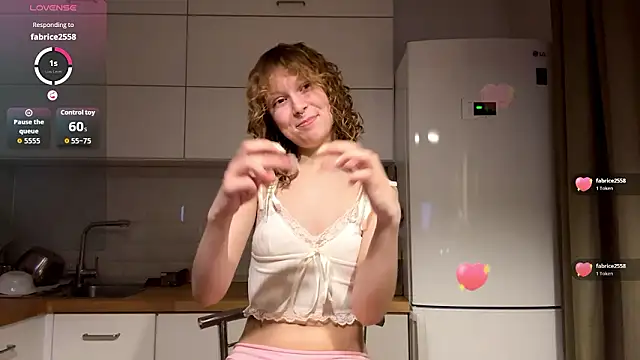 ElfriedaZwack online show from 03/10/26, 04:12