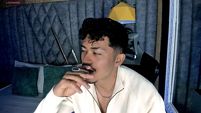 NicolaiKarav online show from 03/11/26, 01:39