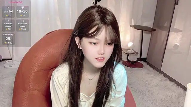 Snapshot of potato-188 chatting on 12/01/25, 01:27 potato-188 online show from 12/01/25, 01:27