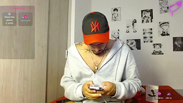 Snapshot of Henry_villa23 chatting on 03/05/26, 04:41 Henry villa23 online show from 03/05/26, 04:41
