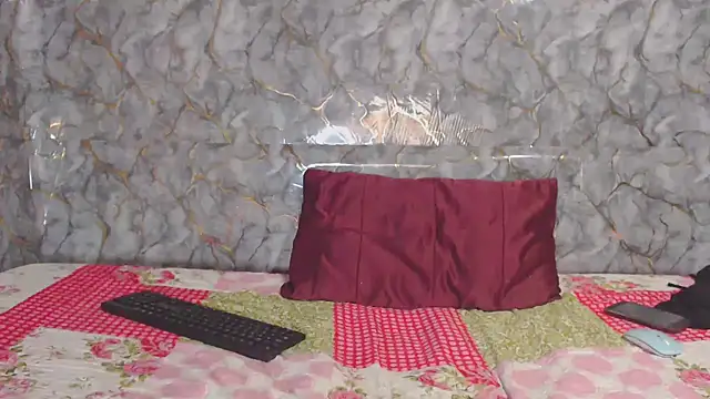 miarouse1531 online show from 04/16/26, 04:46