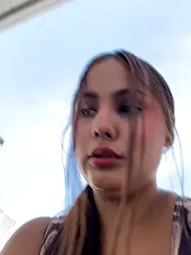 Snapshot of noa_harper chatting on 11/27/25, 01:46 noa harper online show from 11/27/25, 01:46