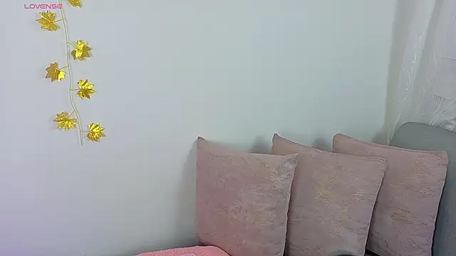 Ambar Carter online show from 12/14/25, 04:07