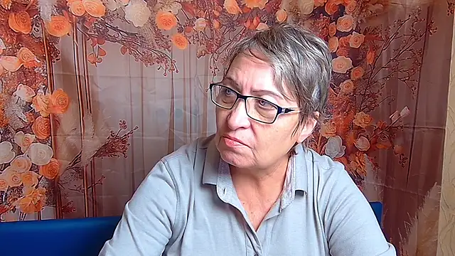 OlgaLuck online show from 11/26/25, 06:03