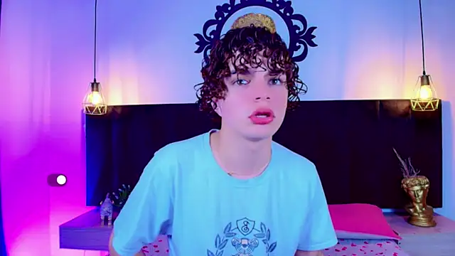 Skyee angel online show from 01/11/26, 01:38