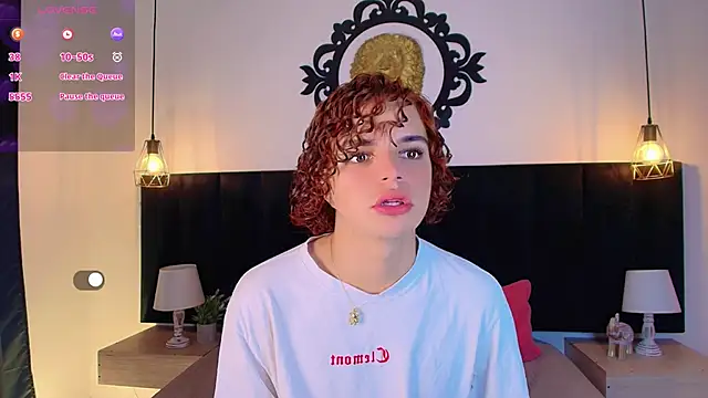 Skyee angel online show from 04/02/26, 01:53