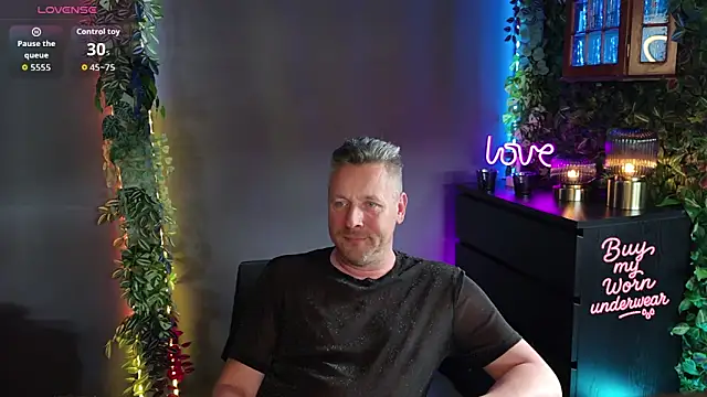 Hunter Fl online show from 04/09/26, 03:50