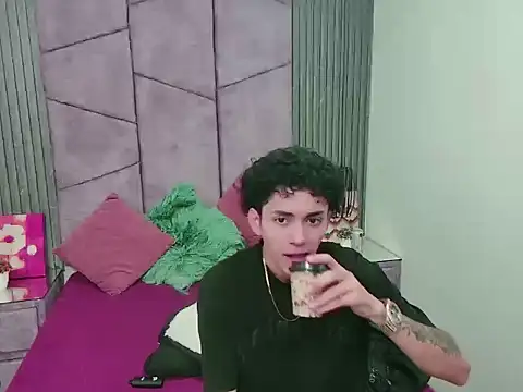 Snapshot of JackCooperr chatting on 01/09/26, 12:41 JackCooperr online show from 01/09/26, 12:41