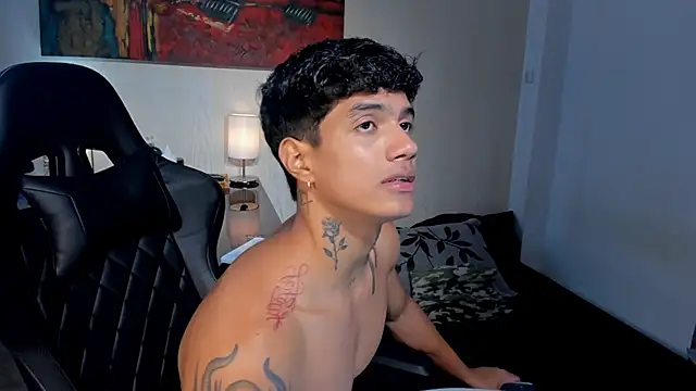 Snapshot of aress_damon chatting on 12/16/25, 05:18 aress damon online show from 12/16/25, 05:18