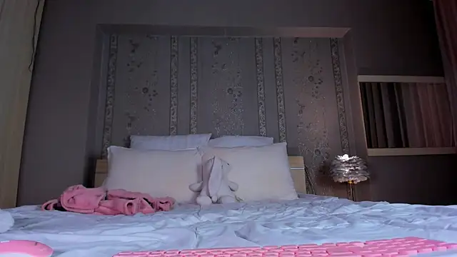 Snapshot of Stormify chatting on 01/08/26, 08:55 Stormify online show from 01/08/26, 08:55