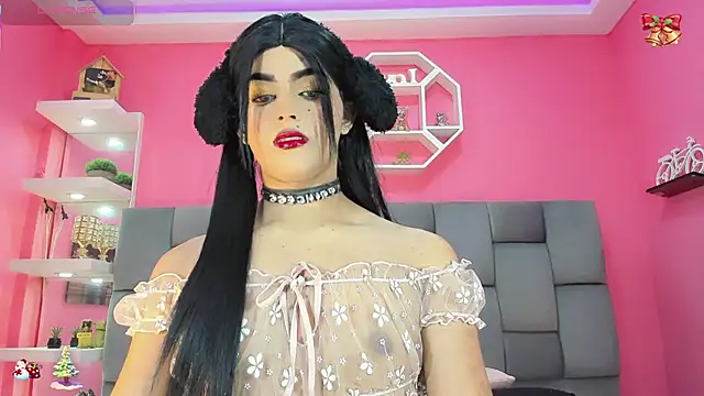 DaleskaSanchez online show from 12/15/25, 08:35