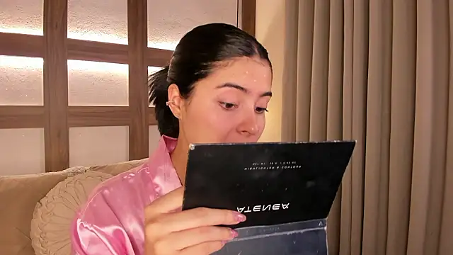 SarhaVega online show from 03/21/26, 01:05