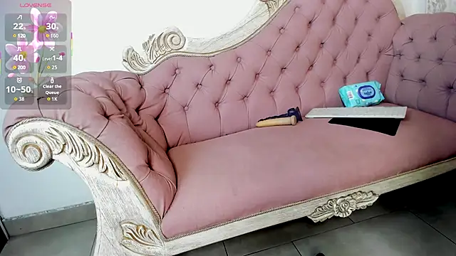 Mysterius Woman online show from 12/15/25, 12:53