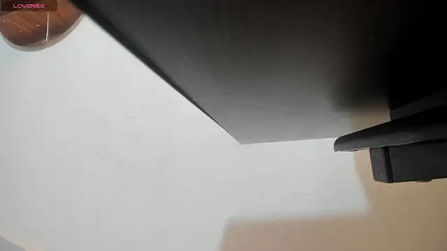 Izelevans online show from 04/10/26, 09:58