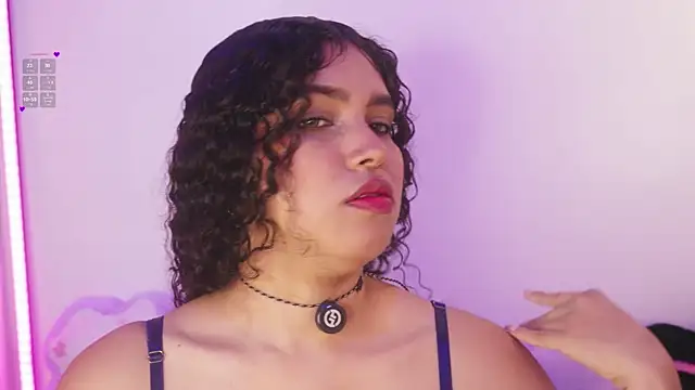 EloiseSweetxx online show from 04/11/26, 12:31